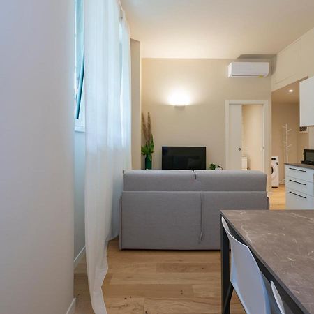 I Host Apartment - Ranzoni 1 Милан Экстерьер фото